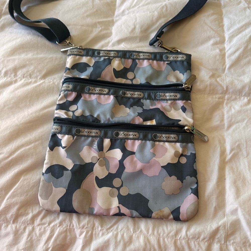 LeSportsac Women's Crossbody Bag - Floral Blue and Pink